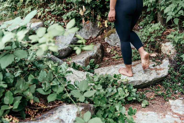 Beginner Guide to Mindful Walking: Step Into Presence